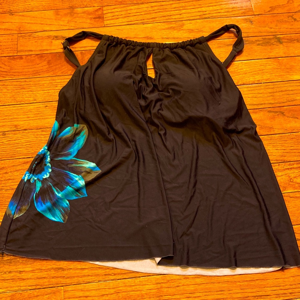 2/15* La Vie En Rose Black Tankini swim top with Blue Floral Accent